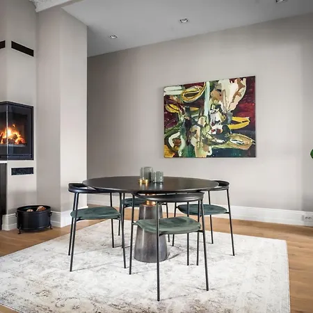 Sophisticated In Осло